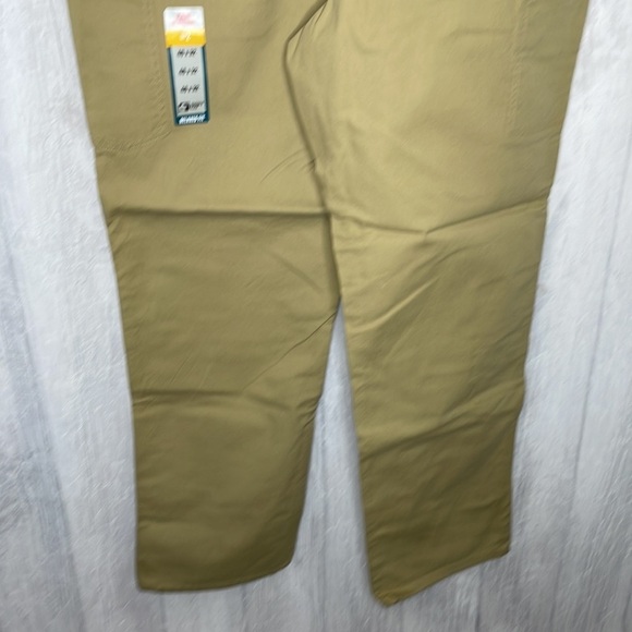 Carhartt Flame Resistant pants. - Picture 7 of 10